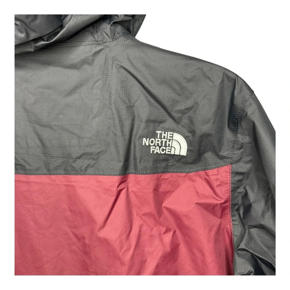 North Face Men's HyVent WindShell Jacket in Burgundy/Black. Sz: S - Picture 6 of 12